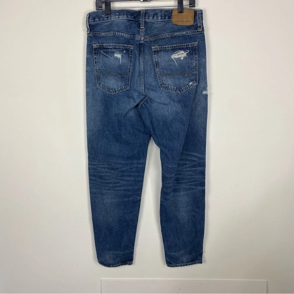 American Eagle Relaxed Taper Mens Distressed Denim Jeans